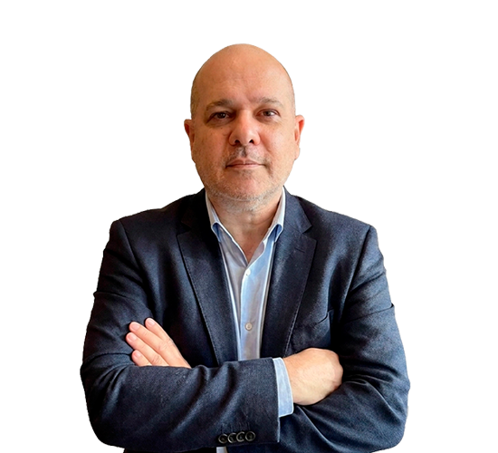 Retrato de André Medeiros, professor do curso